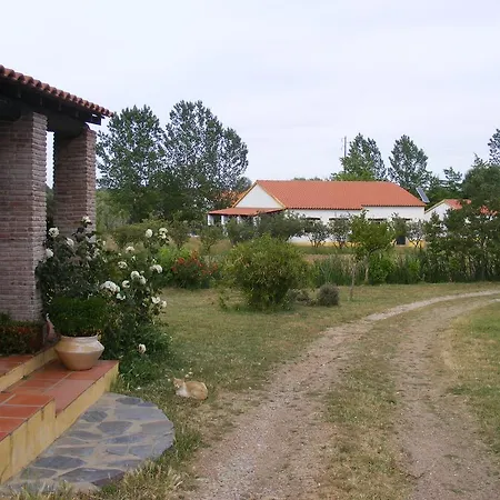 ファームステイ Quinta Dos Trevos - Artes E Oficios Ladoeiro