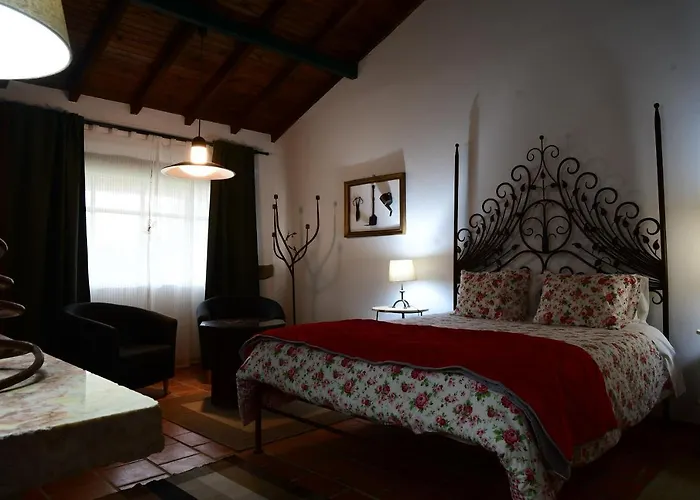 Quinta Dos Trevos - Artes E Oficios Farm stay Ladoeiro